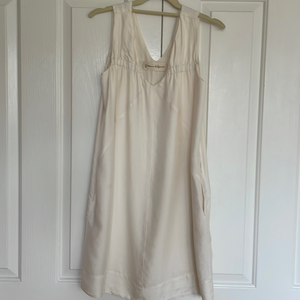 Graham &Spencer silky dress